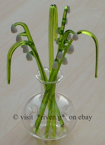 Glass lily the - lily, valley