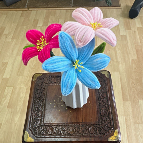 Artificial multicoloured lily - artificial,