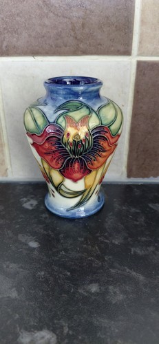 Moorcroft anna lily - anna,