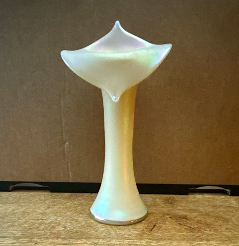 Unmarked white iridescent - white,