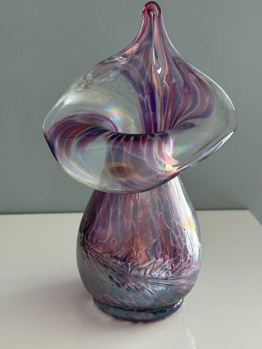 Stunning amelia art glass - amelia,